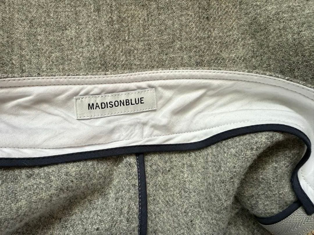 美品⭐️マディソンブルー　スカート