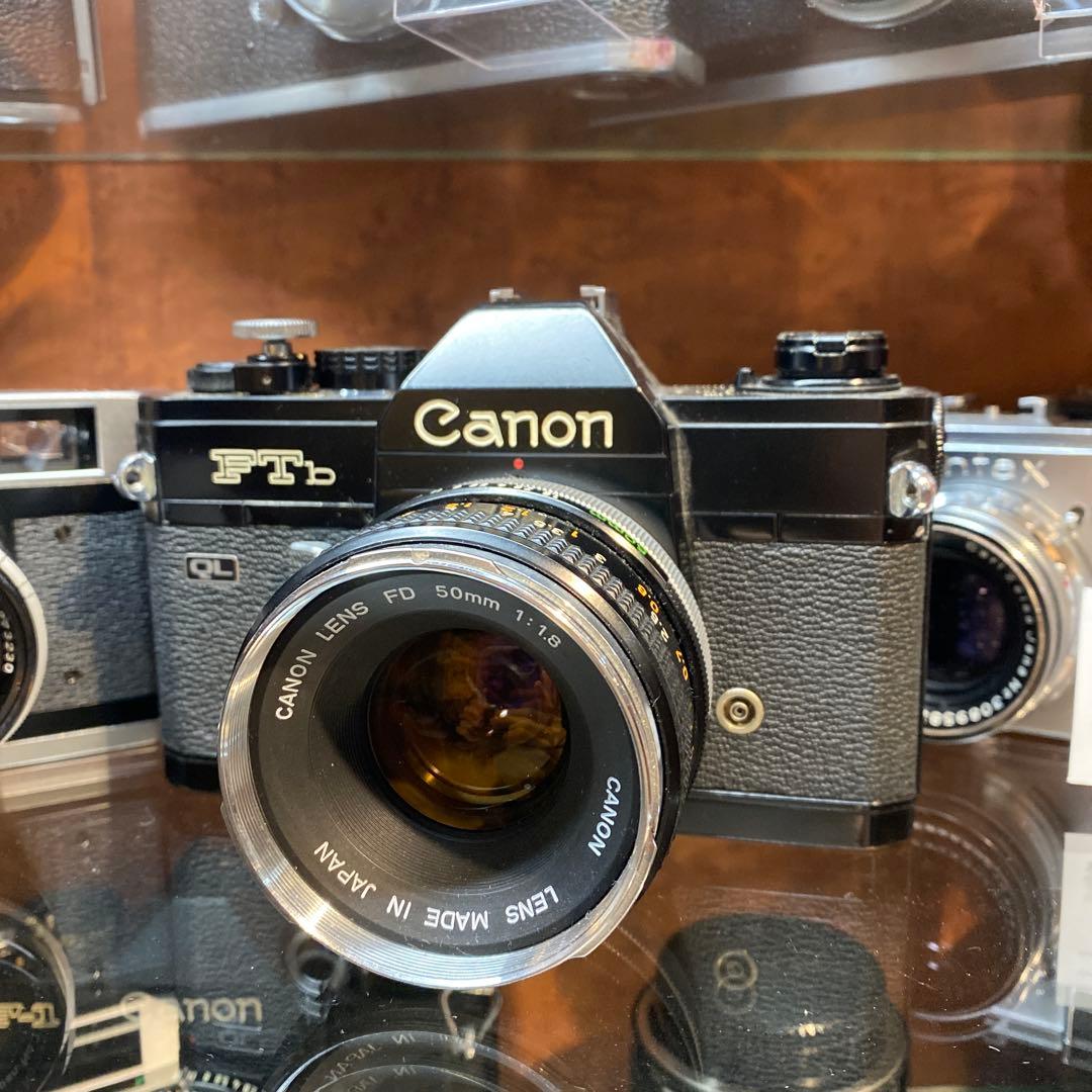 Canon フィルムカメラ FTb/FD レンズ50mm F1.8 黒 カメラ