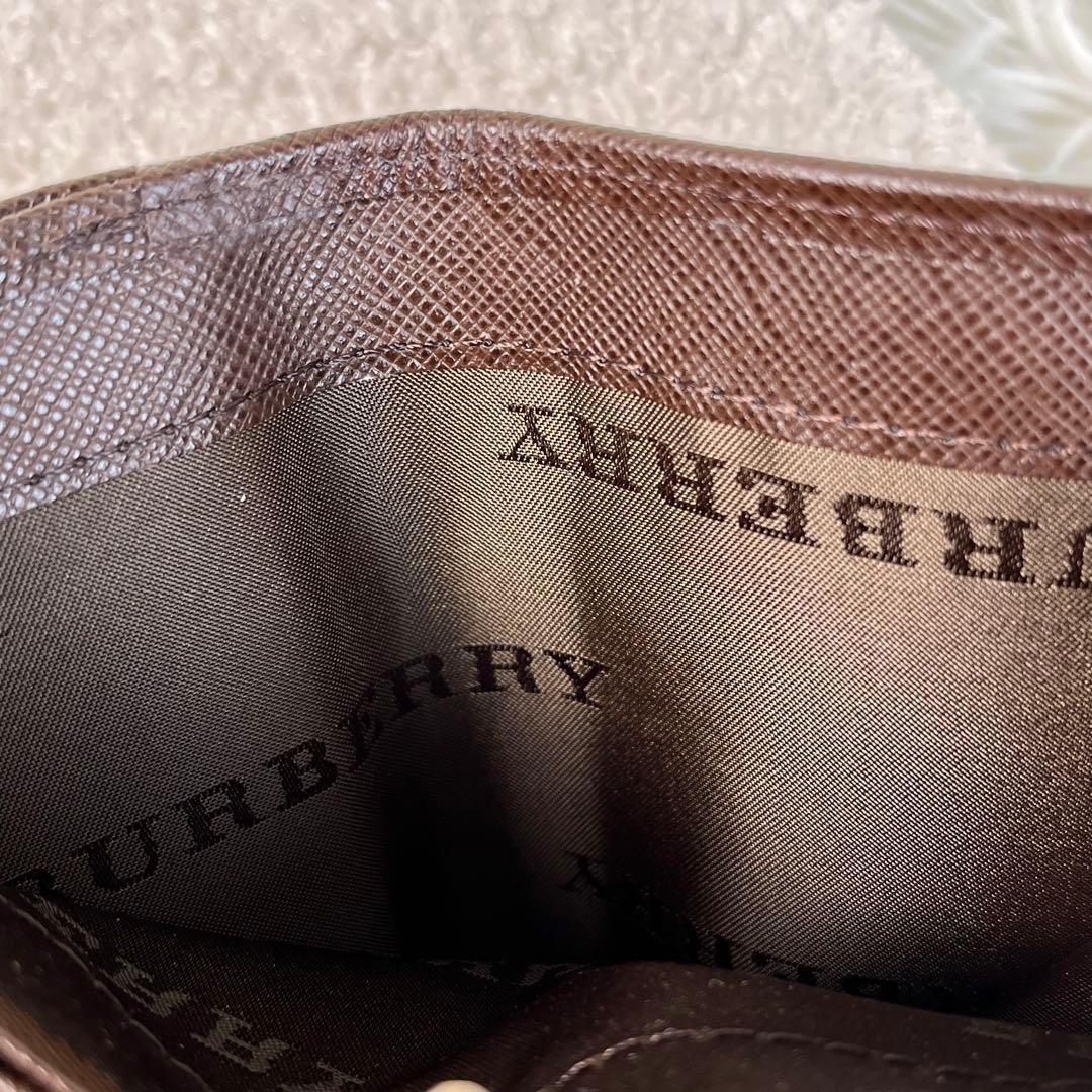 未使用級　BURBERRY　バーバリー　二つ折り財布　ノバチェック