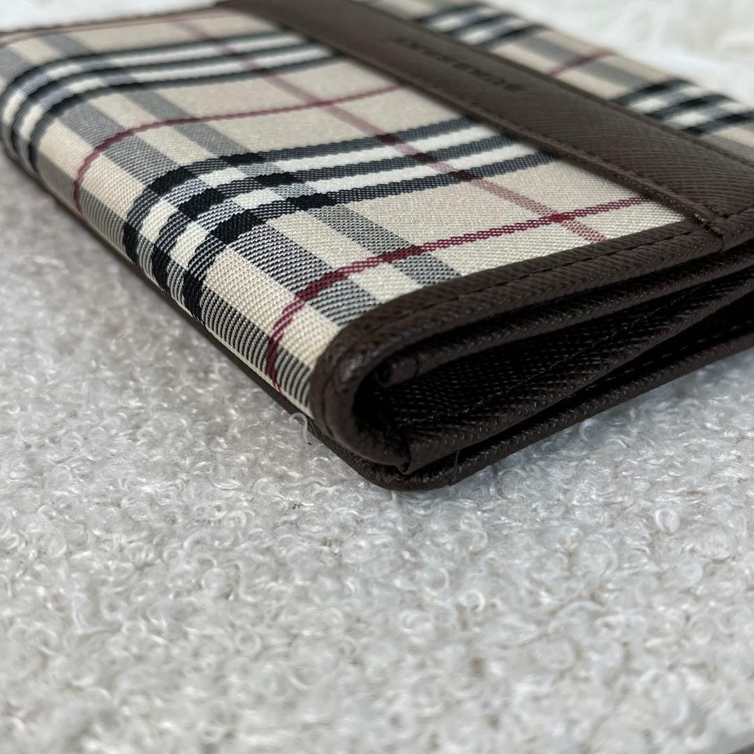 未使用級　BURBERRY　バーバリー　二つ折り財布　ノバチェック