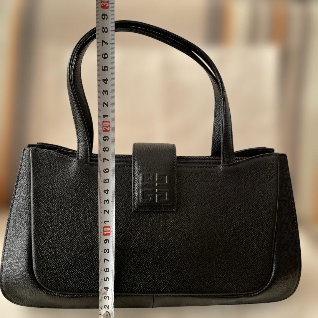 GVENCHY ジバンシー　牛革　ハンドバッグ　フォーマル