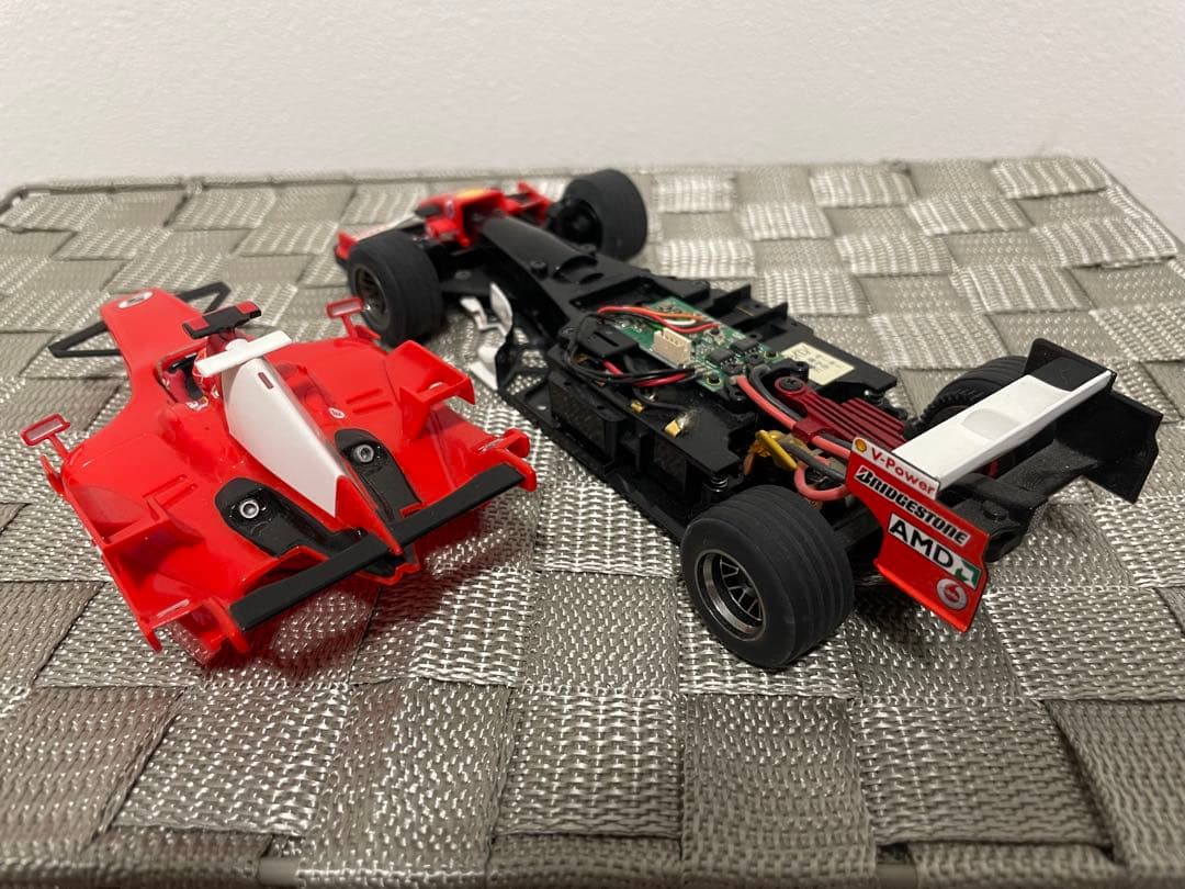 【希少】京商ミニッツF1 2.4GHz シャーシ&ボディ(3台)•ホイールセット