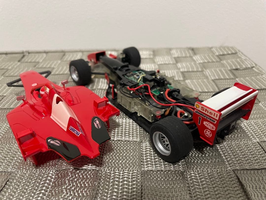 【希少】京商ミニッツF1 2.4GHz シャーシ&ボディ(3台)•ホイールセット