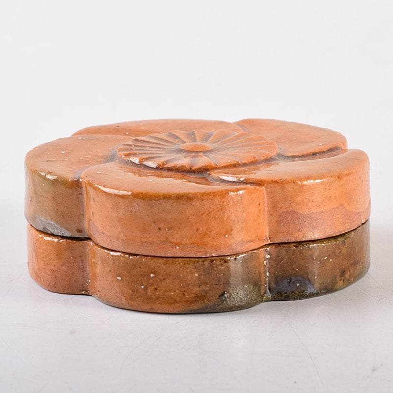 茶道具 大樋焼 九代 大樋長左衛門作 飴釉 捻梅香合 共箱 V 8334 - メルカリ