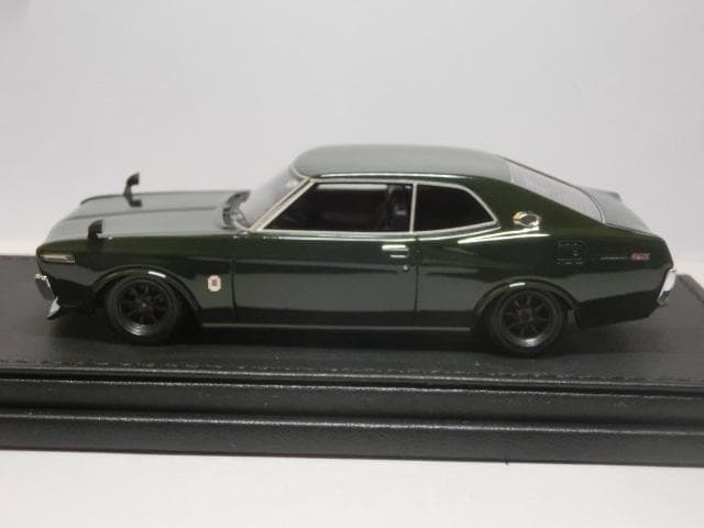 イグニッションモデル 1/43 IG0140 日産ローレル2000SGX緑 箱付