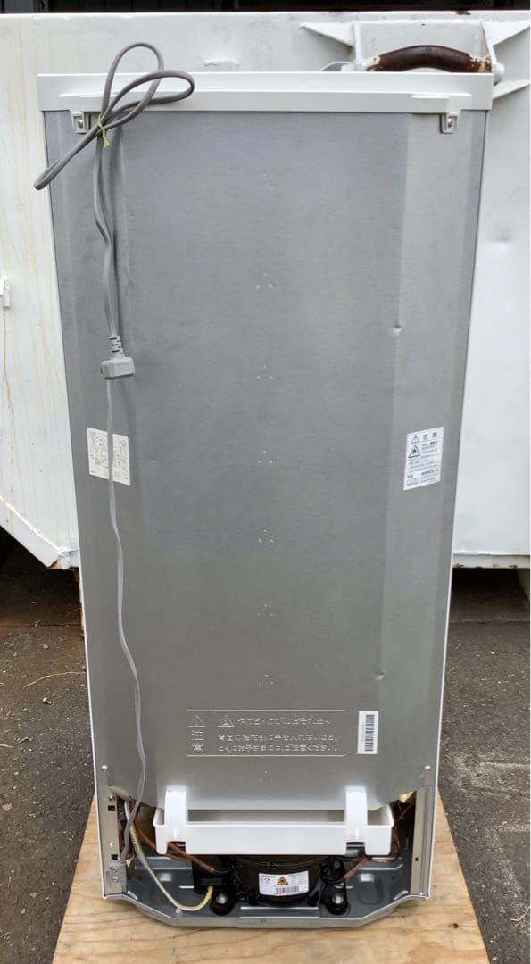 ひまわり 19年製 シャープ 2ドア冷蔵庫 SJ-D14F-W 137L