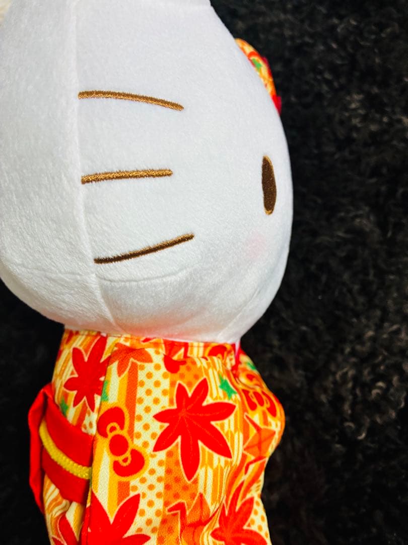 稀少　レトロ　ハローキティ 紅葉柄 着物 ぬいぐるみ M 30cm 脚にサンダル