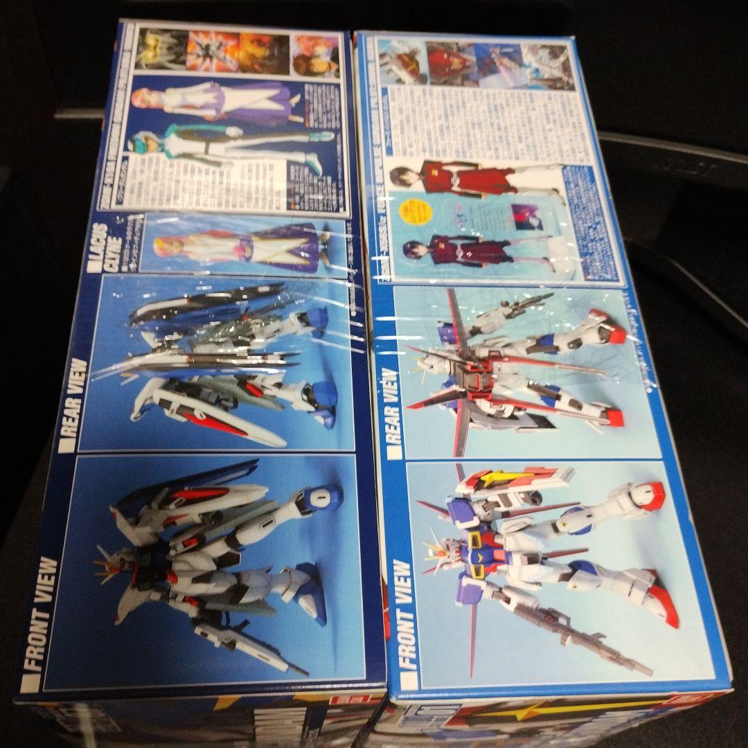 未開封新品 HG フリーダム＋インパルス＋ストライクフリーダム＋デスティニー