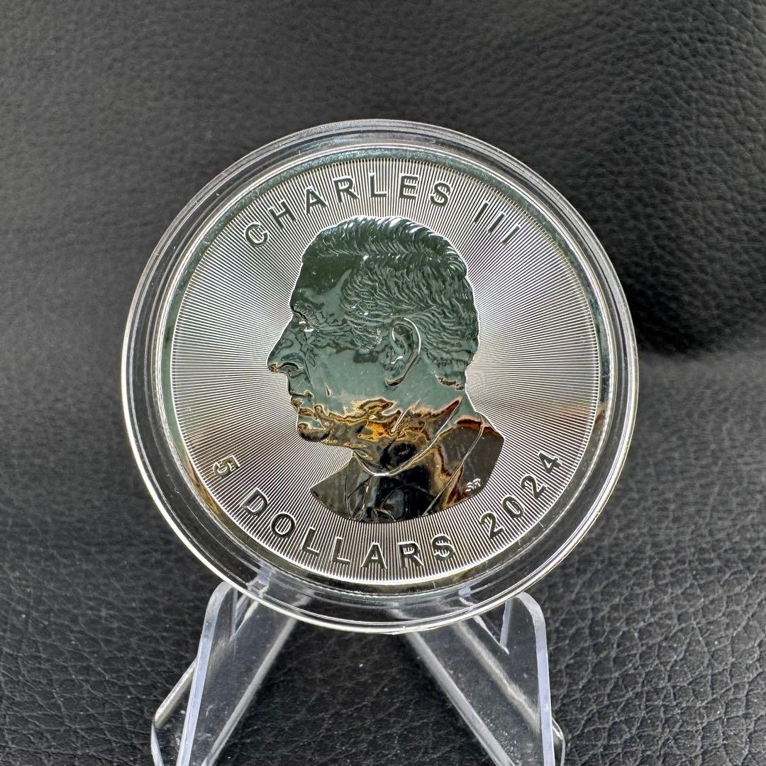 100枚限定！ メイプルリーフ 銀貨 カラー 銀貨金魚鉢で泳ぐ金魚 1オンス