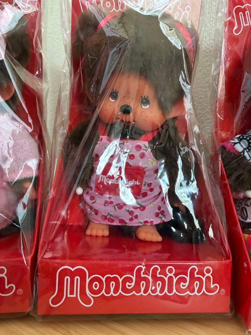 海外モンチッチ　バスローブ・エプロン・Coloring Tea Girl 3体