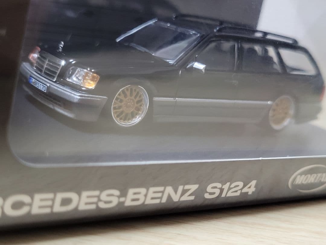 希少モータル メルセデス・ベンツ S124 ミニカー6台セット