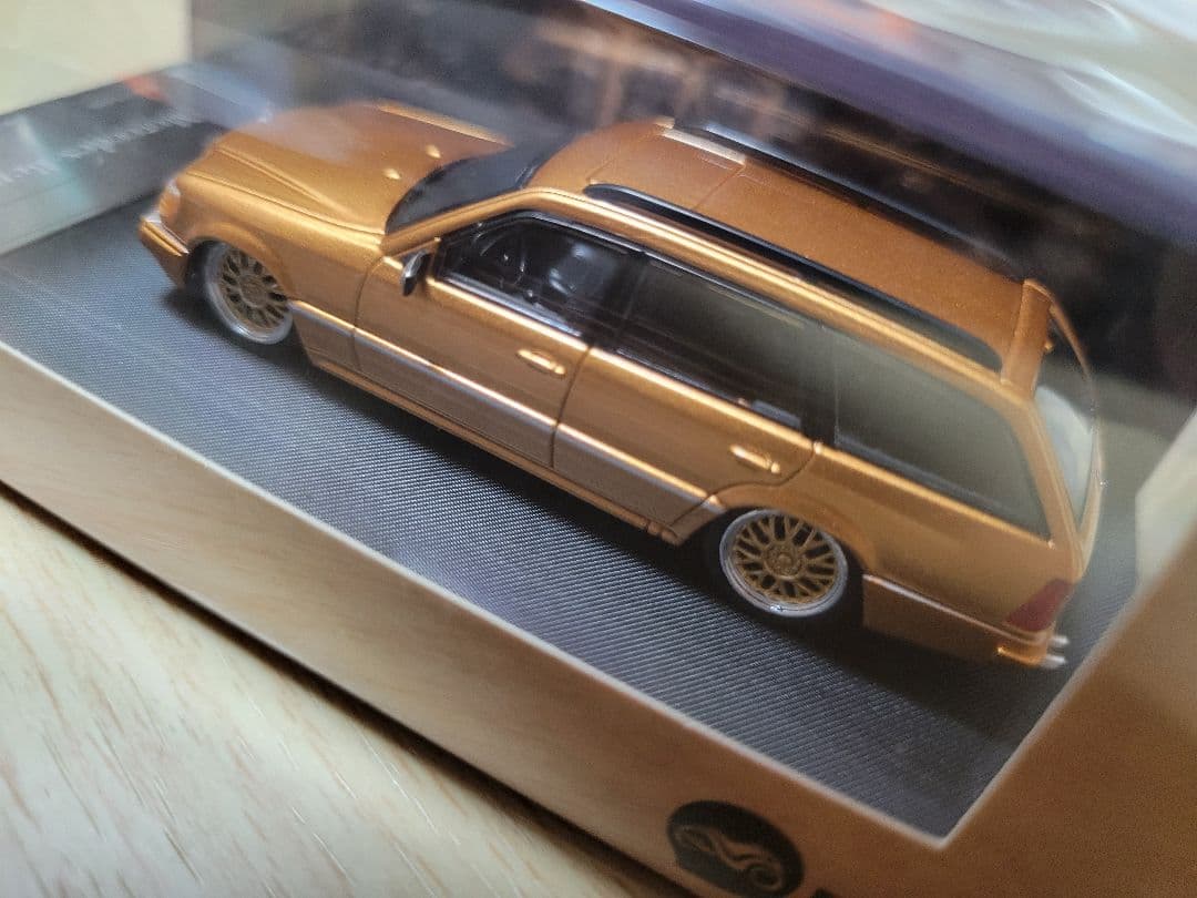 希少モータル メルセデス・ベンツ S124 ミニカー6台セット