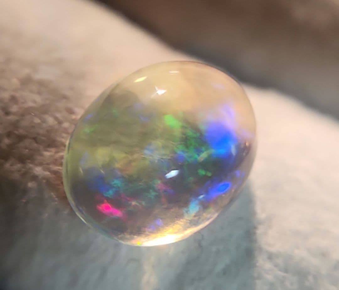 天然ウォーターオパール 1.577ct