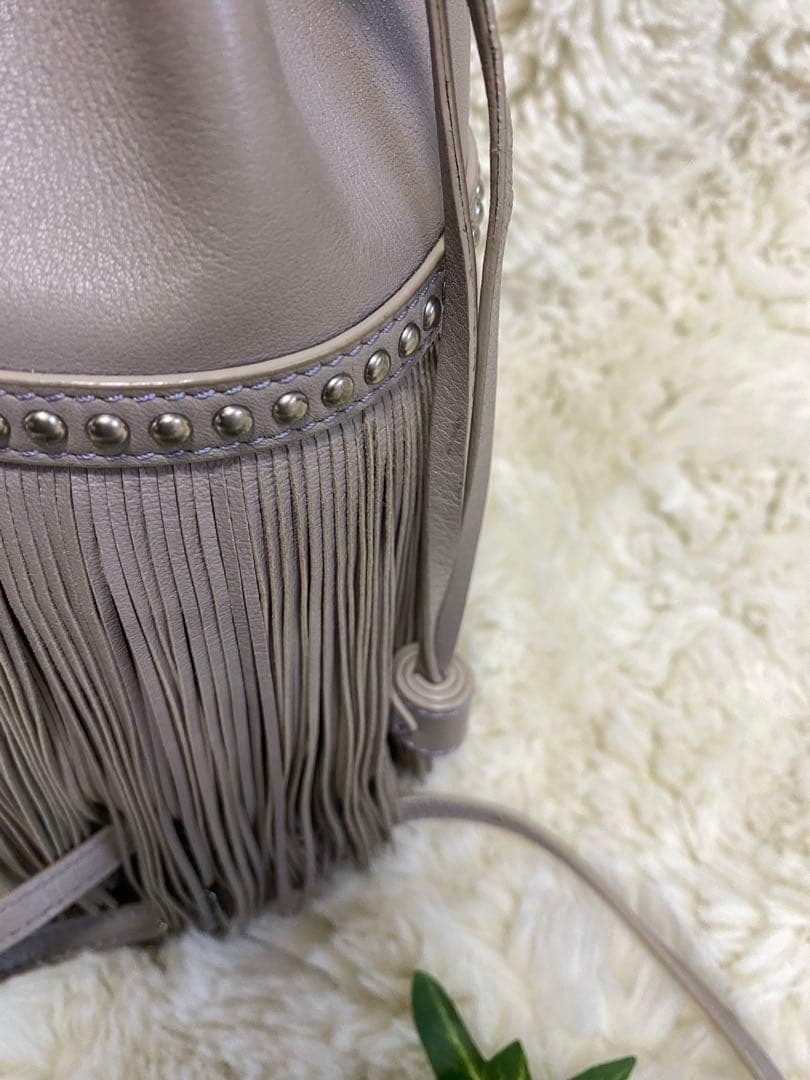 J&M DAVIDSON カーニバル フリンジレザーショルダーバッグ グレージュ