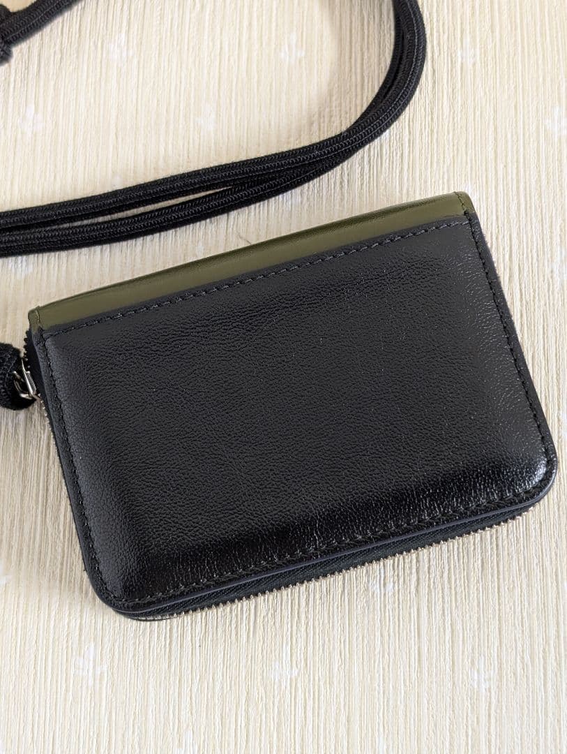 ☆値下げ☆【MARNI】カーフレザー ケース バイカラーラウンドウォレット