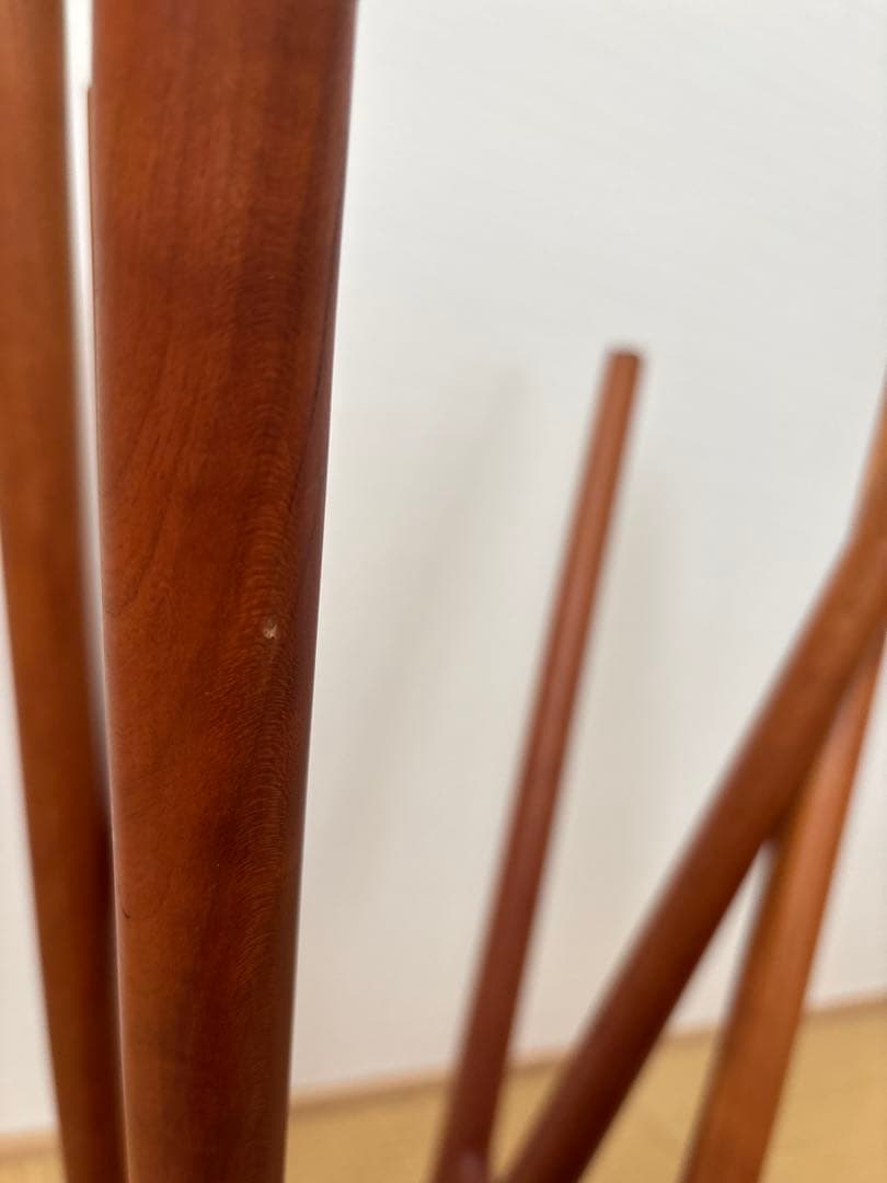 Yuki様専用 楕円形スツール 黒 ワインレッド 2色 - メルカリ