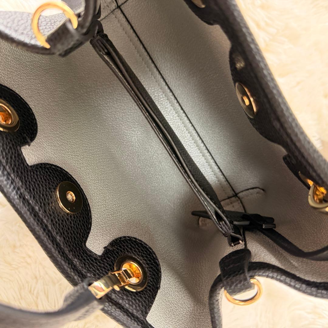 ✨極美品 EMPORIO ARMANI ショルダーバッグ レザー ブラック