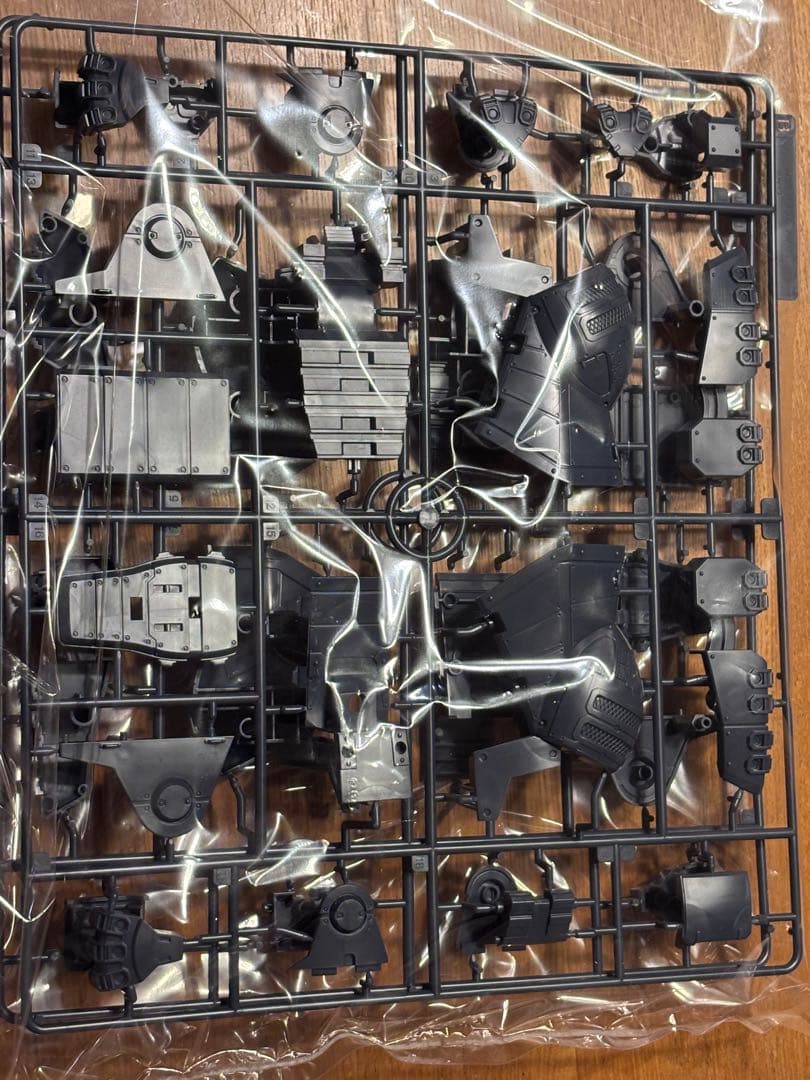 新品　PLAMAX 1/35 コンバットアーマー　ダグラムVer.GTプラモデル