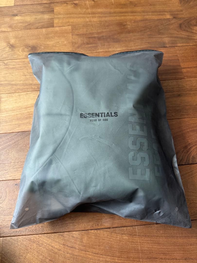 SSENSE購入 正規 レア 美品 ESSENTIALS パーカー XXXL