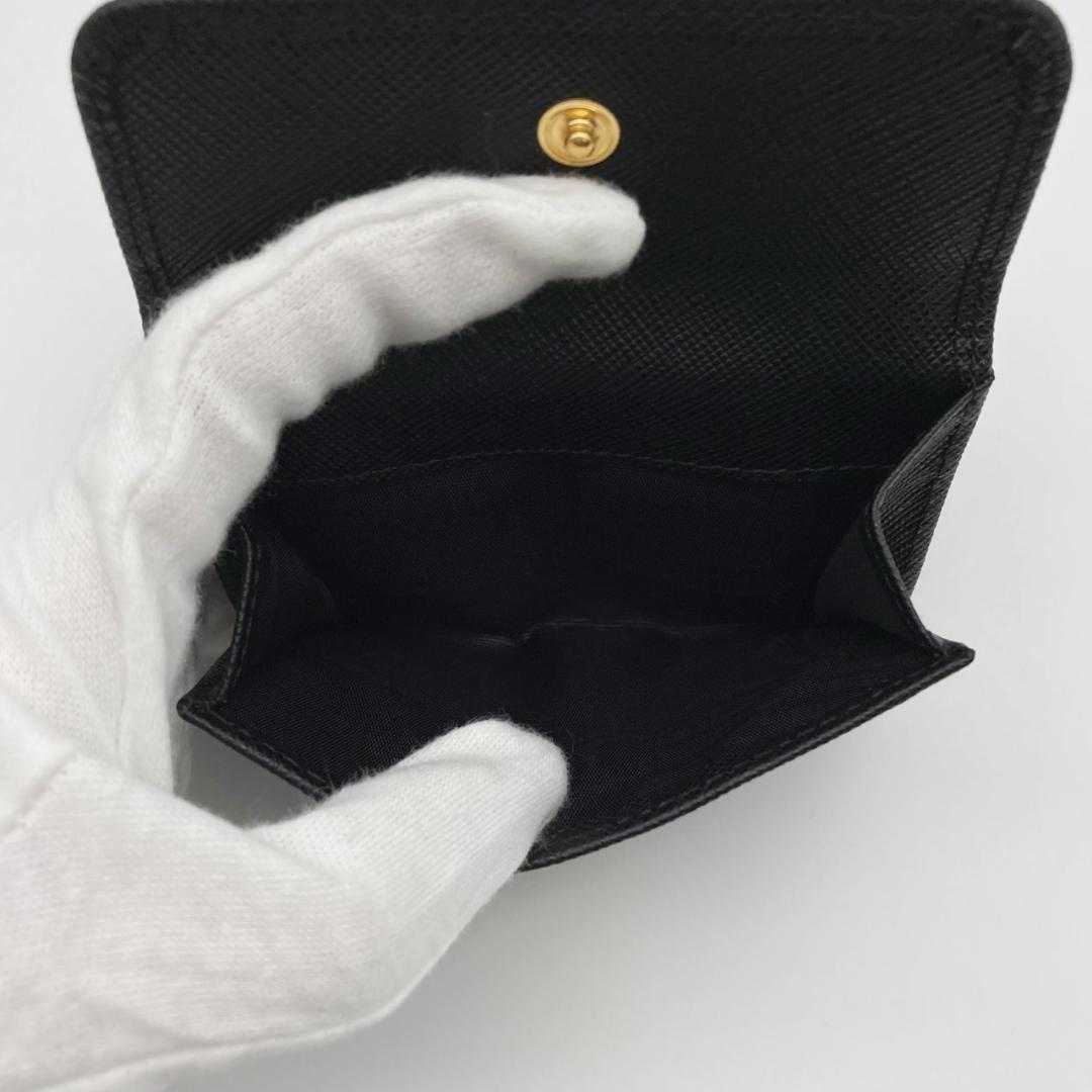 IC　プラダ　三つ折り財布　サフィアーノ　トライアングル　1MH043　766