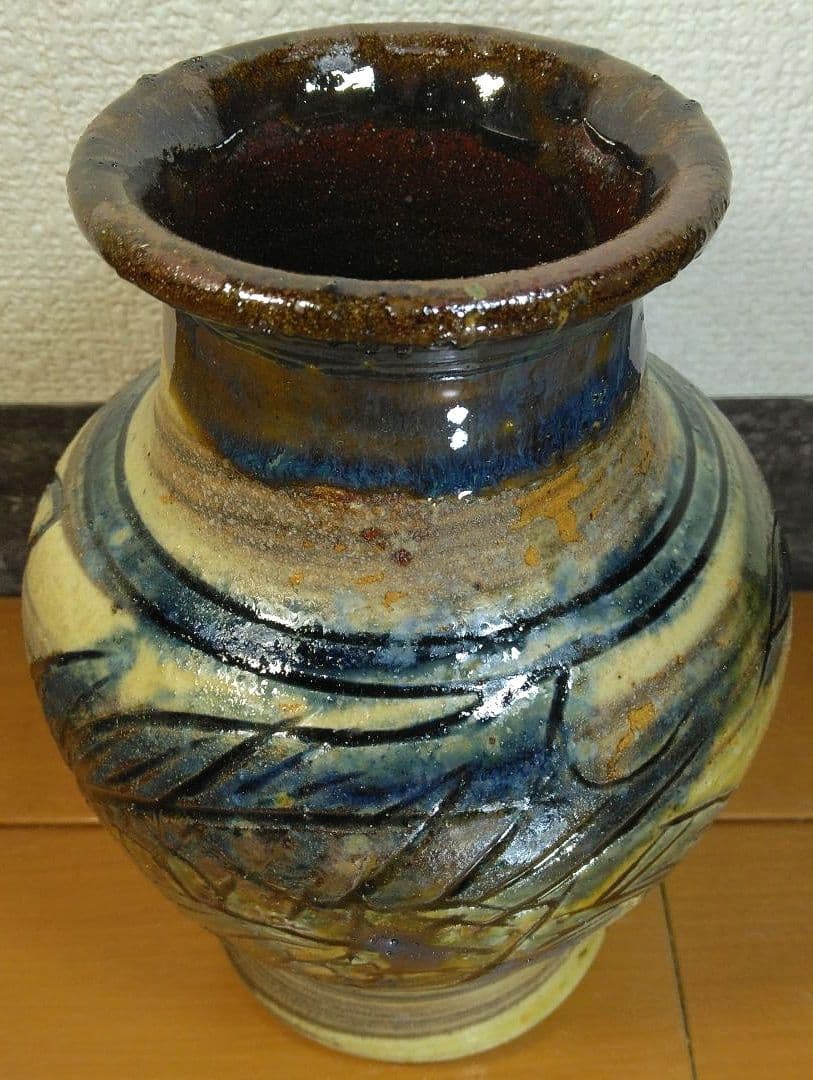 人間国宝 金城次郎 海老魚紋花瓶 栞 共箱 壺屋焼 壷屋焼 美品 晩年作