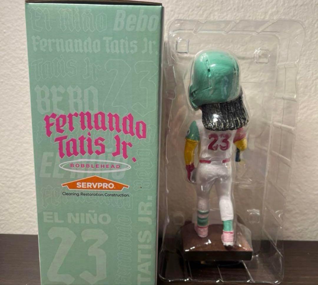 タティスjr バットフリップ ボブルヘッド 球場配布品 パドレス シティ