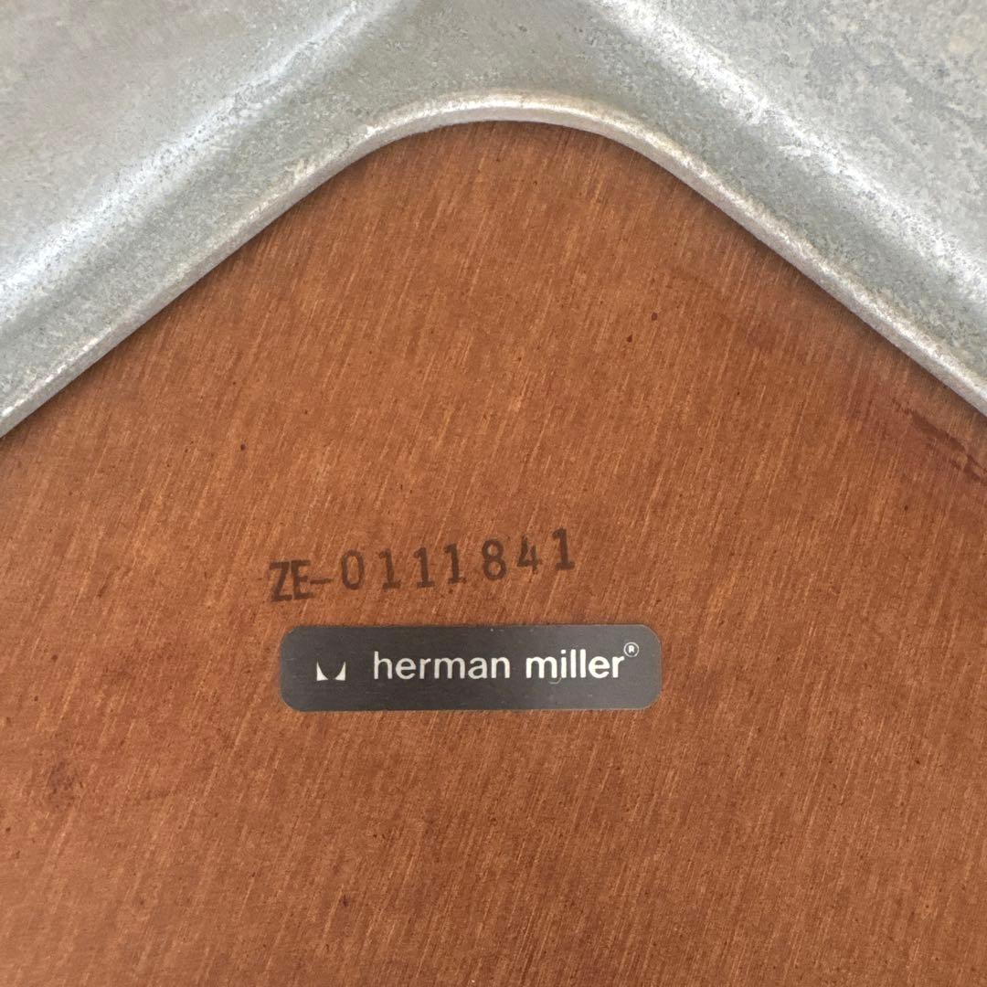 むうハーマンミラー コントラクトベーステーブル 天板直径90cm