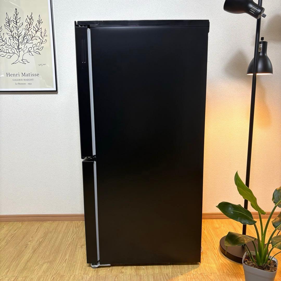 2022年製 冷蔵庫 一人暮らし 単身用 小型 3ヶ月保証付き ガラスドア 高級