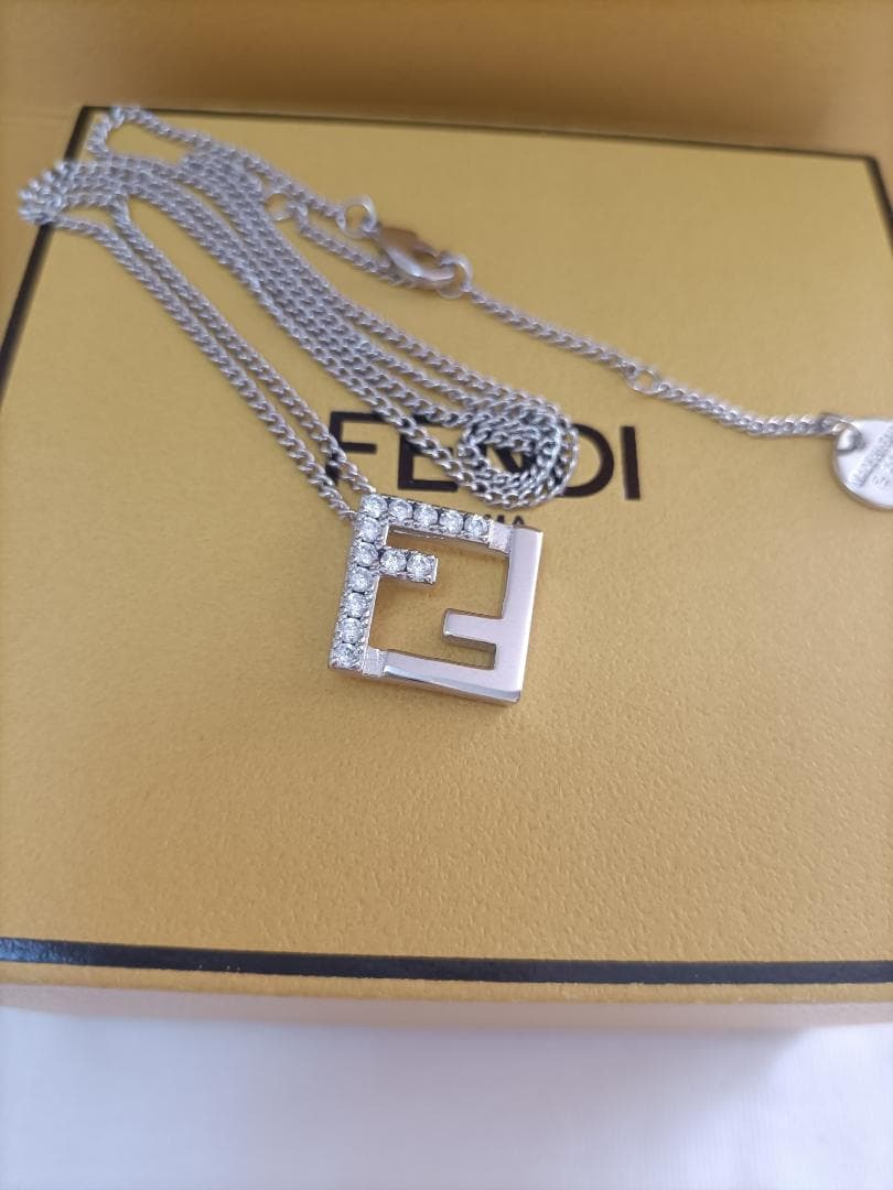 シルバー☆フェンディ ネックレス FENDI☆レディース人気
