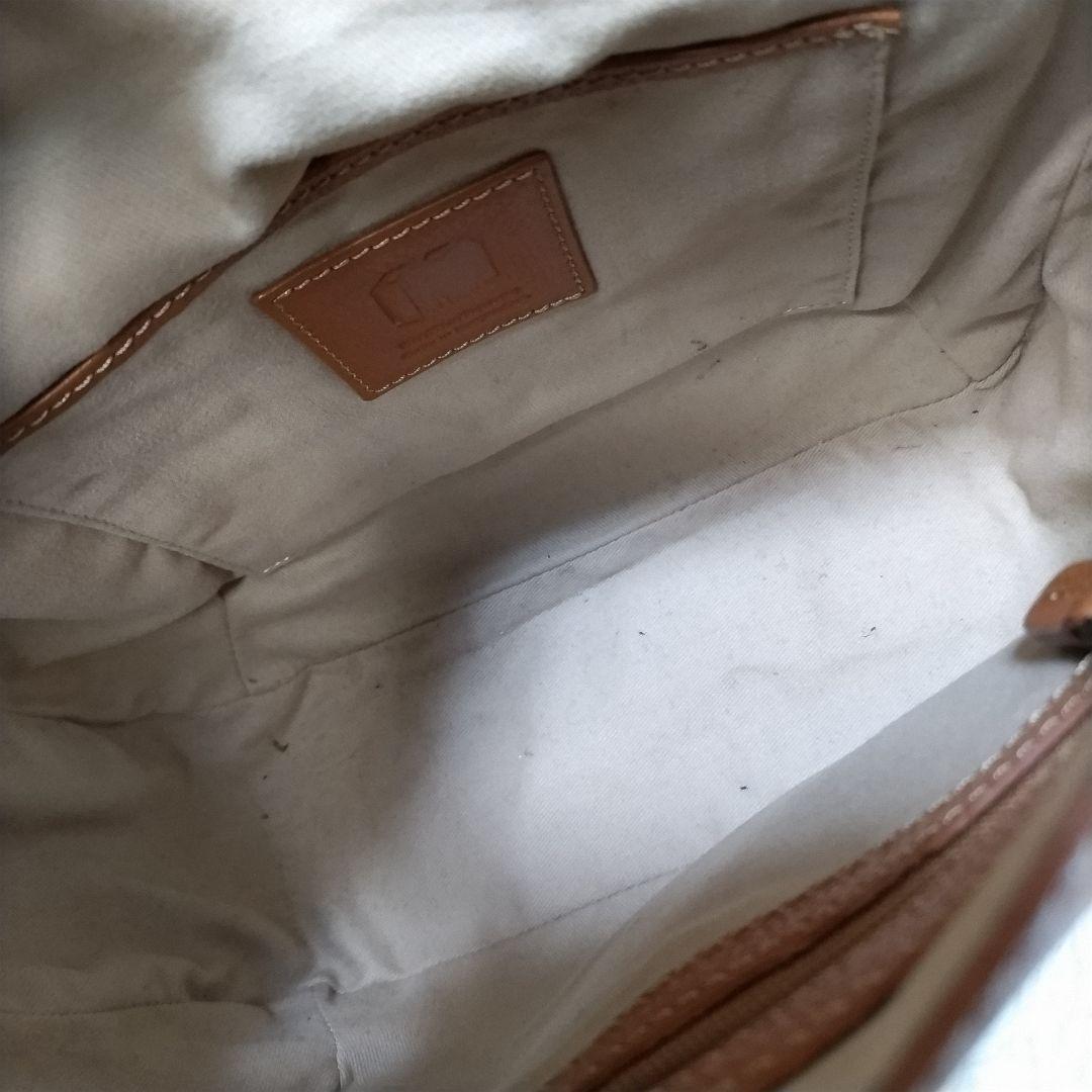 極美品　MOTHERHOUSE　マザーハウス　レザー　ショルダーバッグ　ステッチ