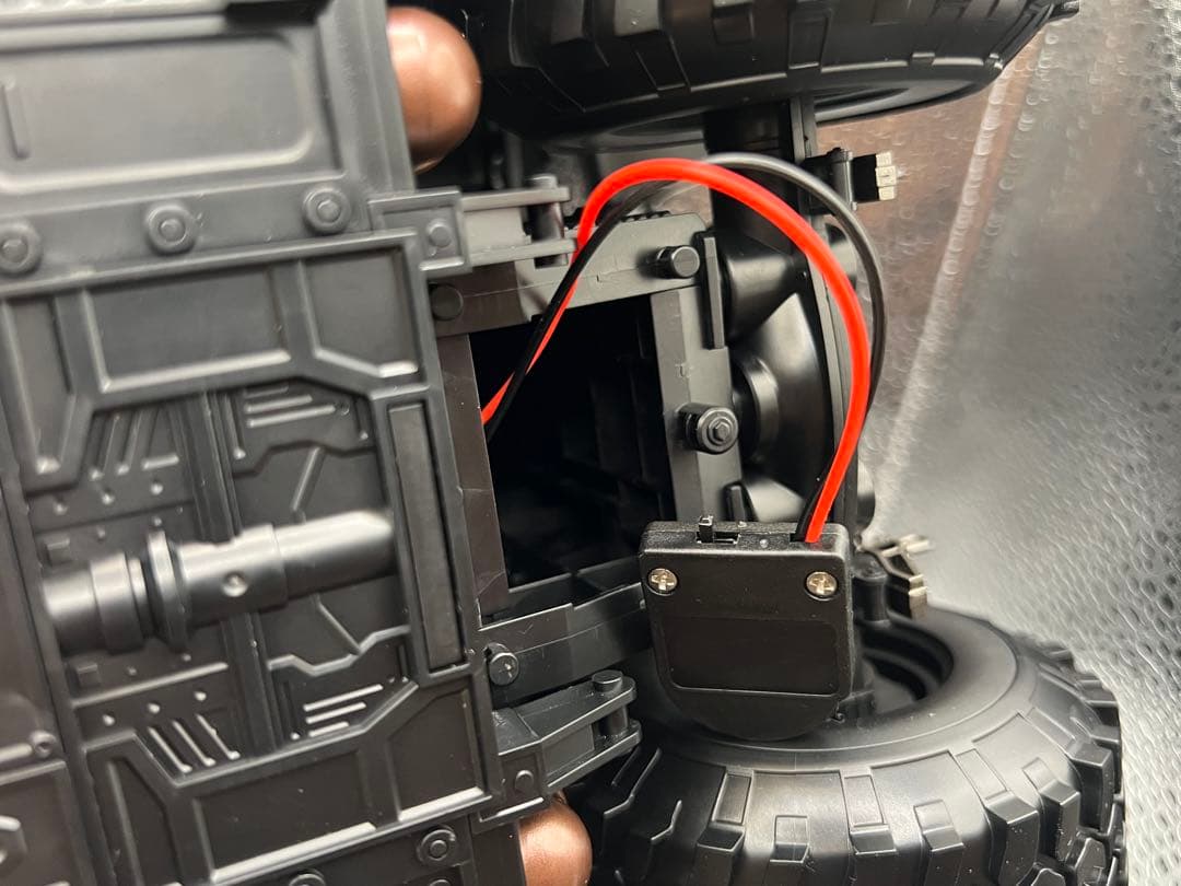 1/12 バットモービル とバットマンフィギュアキットの完成品(LED電飾)