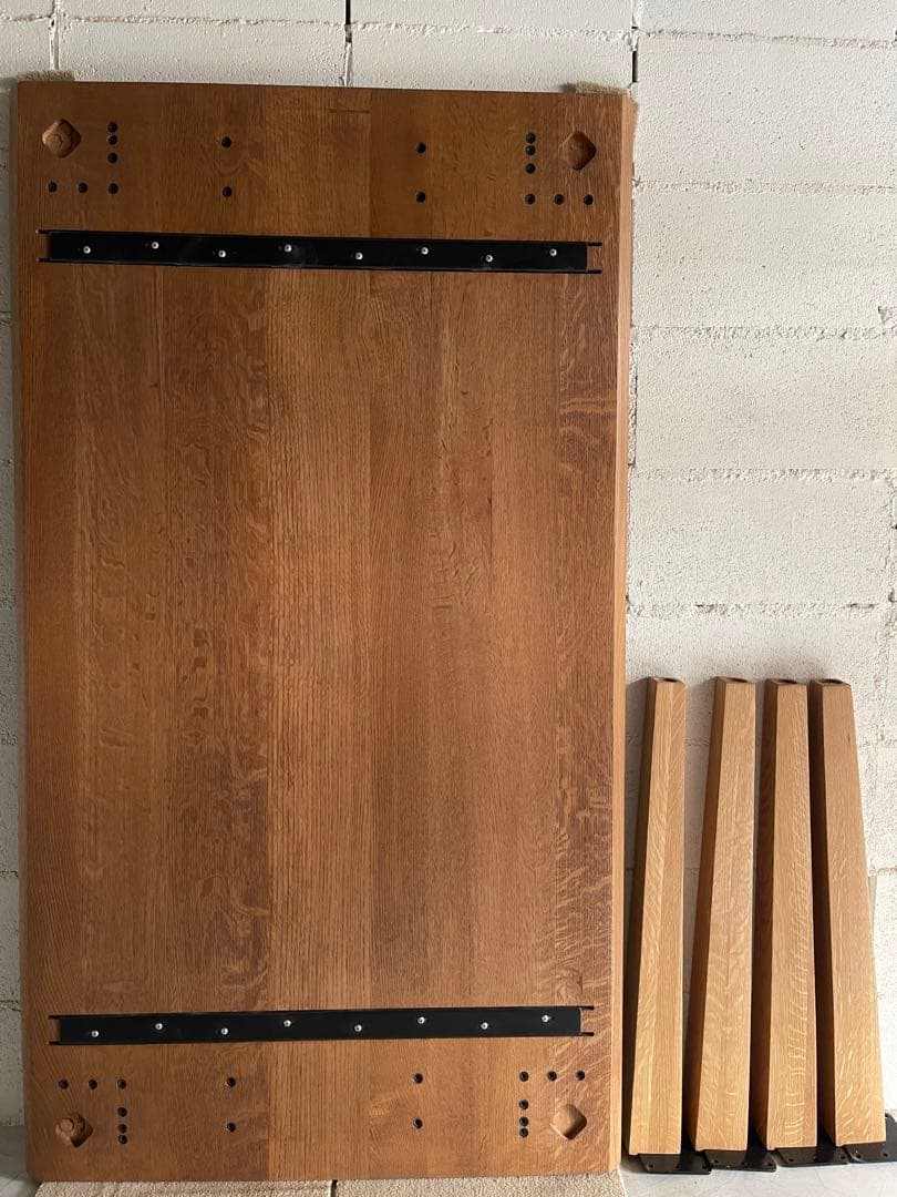 美品　大塚家具　天然木オーク材無垢　ダイニングテーブル　テーパー角脚　W1500