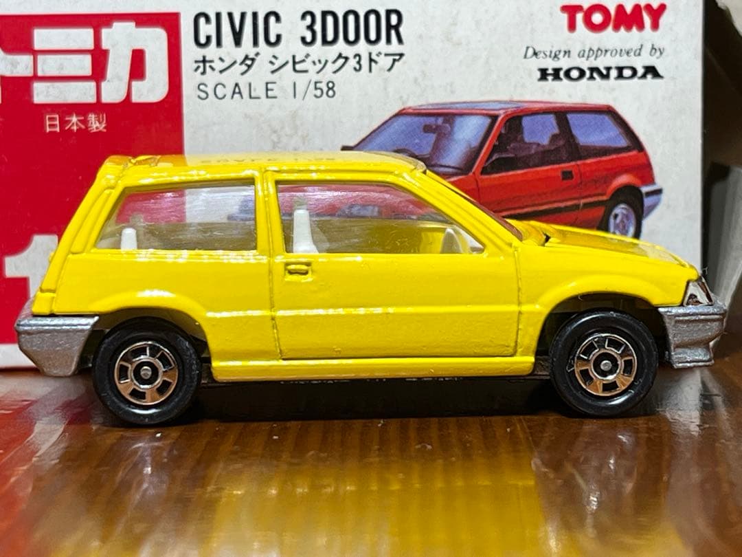 トミカ 赤箱17 シビック