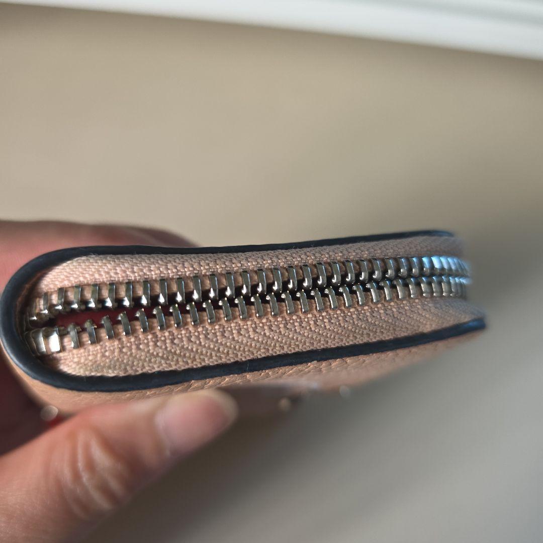 『引っ越しセール』ルブタン　ケース、カードケース