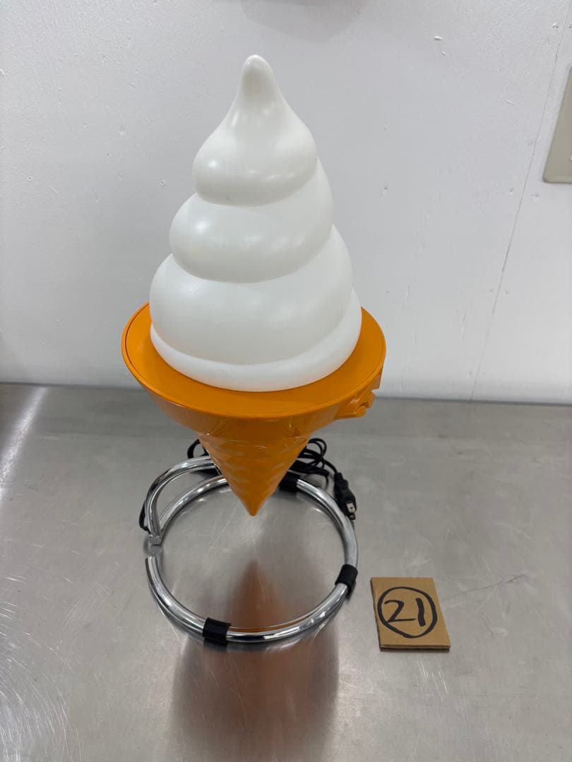 【送料無料】日世 ソフトクリーム看板 電飾 販促 ライト ディスプレイ 置物