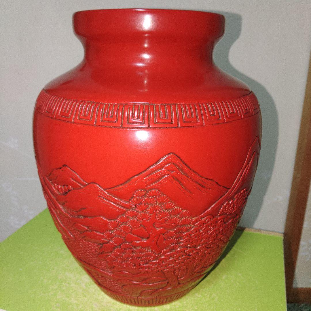 越後村上堆朱　山水図大花瓶　共箱付き