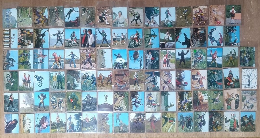 旧カルビー仮面ライダーカード ダブリ無し496枚、496種 アルバム7冊セット