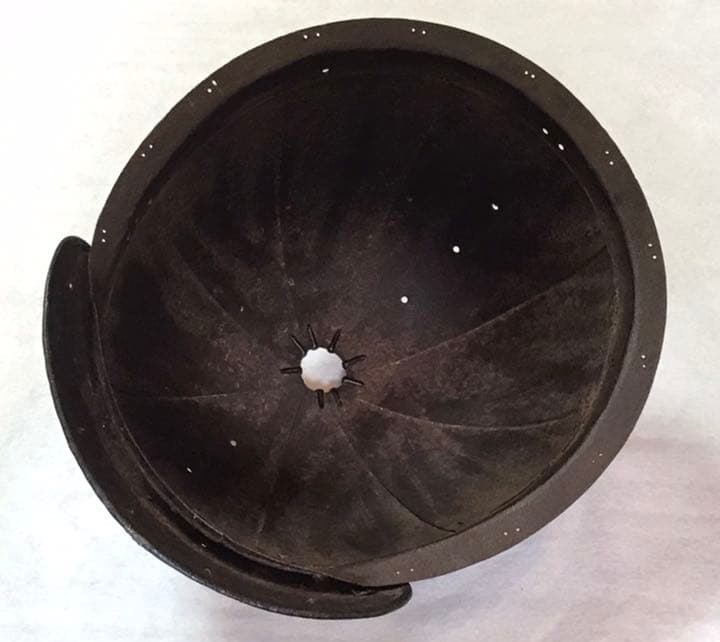 古式　鉄錆地八間筋兜鉢