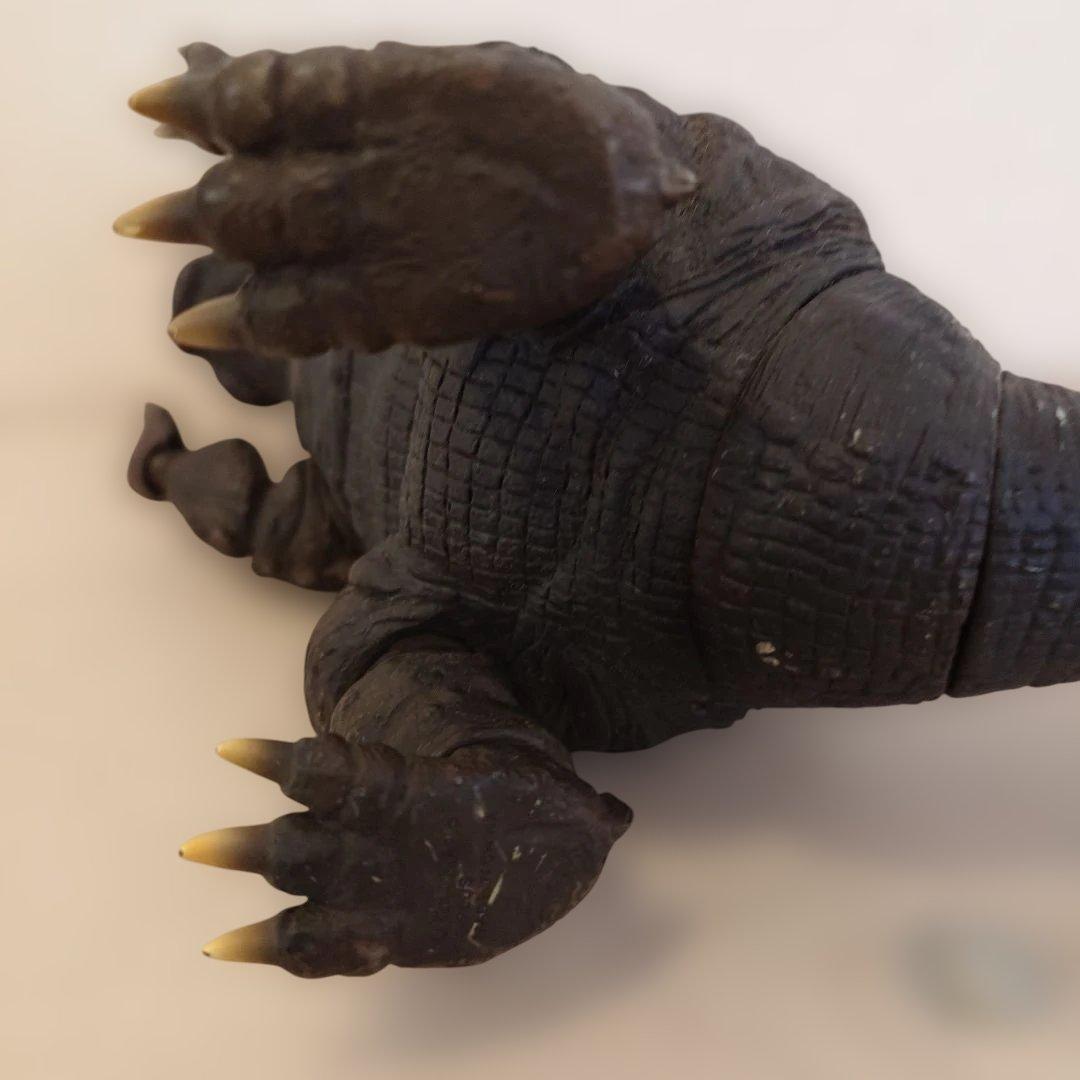 エクスプラス大怪獣シリーズ　ネロンガ 尻尾の向き変更用のパーツ付 箱なし