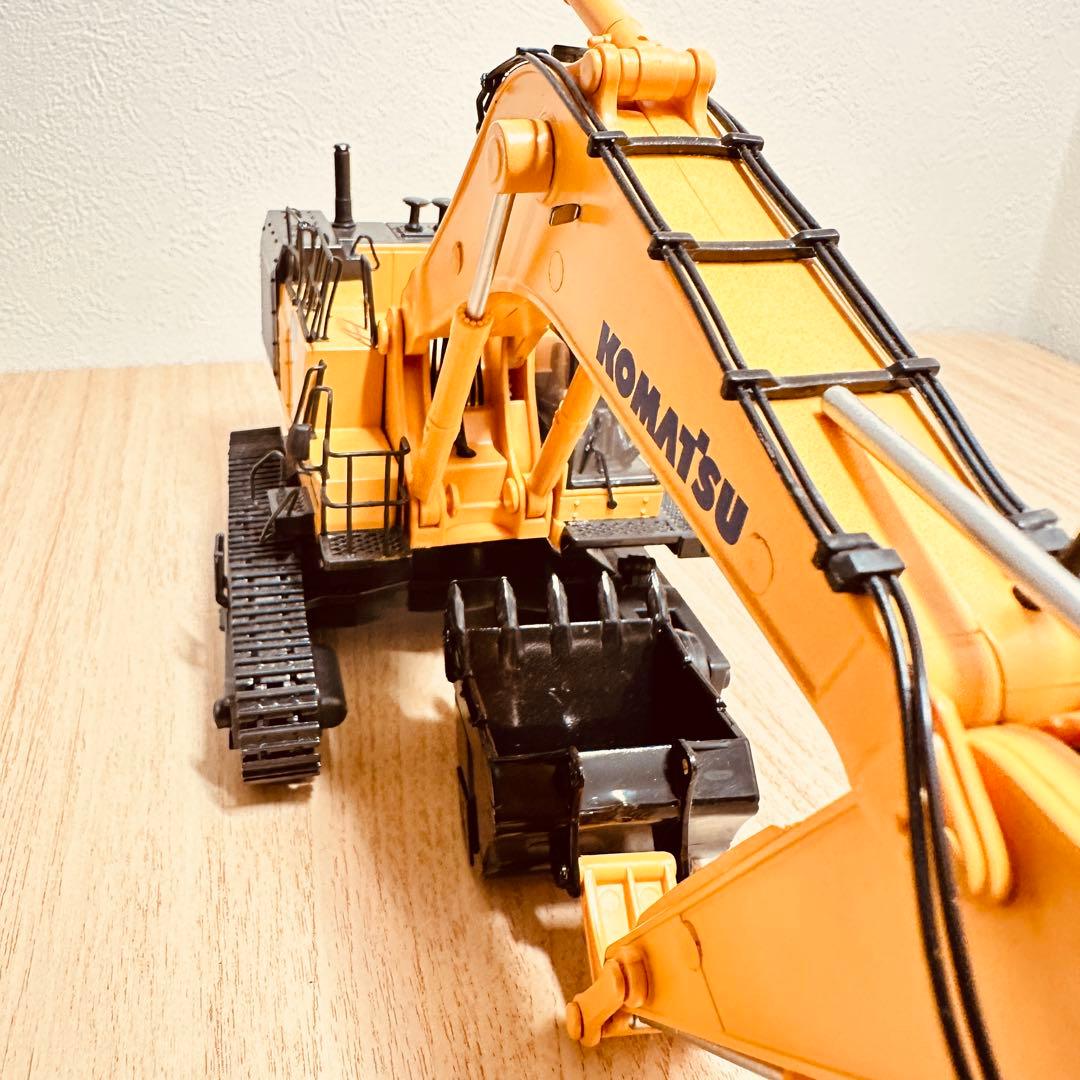 KOMATSU PC1250-8 油圧ショベル 1/50 京商 ジャンク 重機