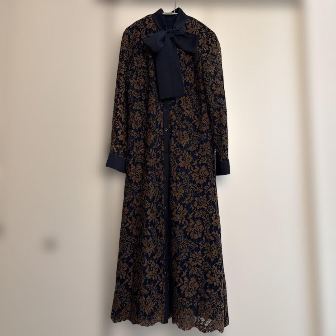 ネイビーゴールド花柄レースドレス