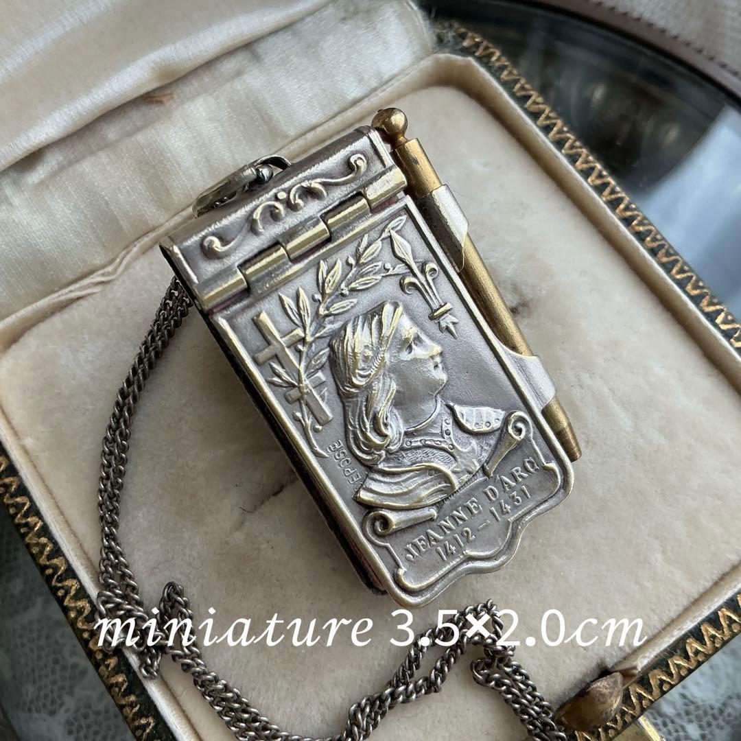 【４】♡超希少♡　ミニチュア　フランスアンティーク　カルネドバル　ビスクドール Amazon.co.jp: 岩/ビスクドール/フランス人形/西洋人形/オルゴール人形