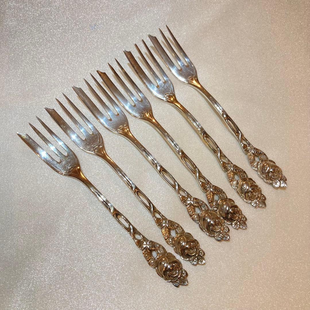 54【Adam Manns】 ヒルデスハイムローズ純銀フォーク 6本 - メルカリ