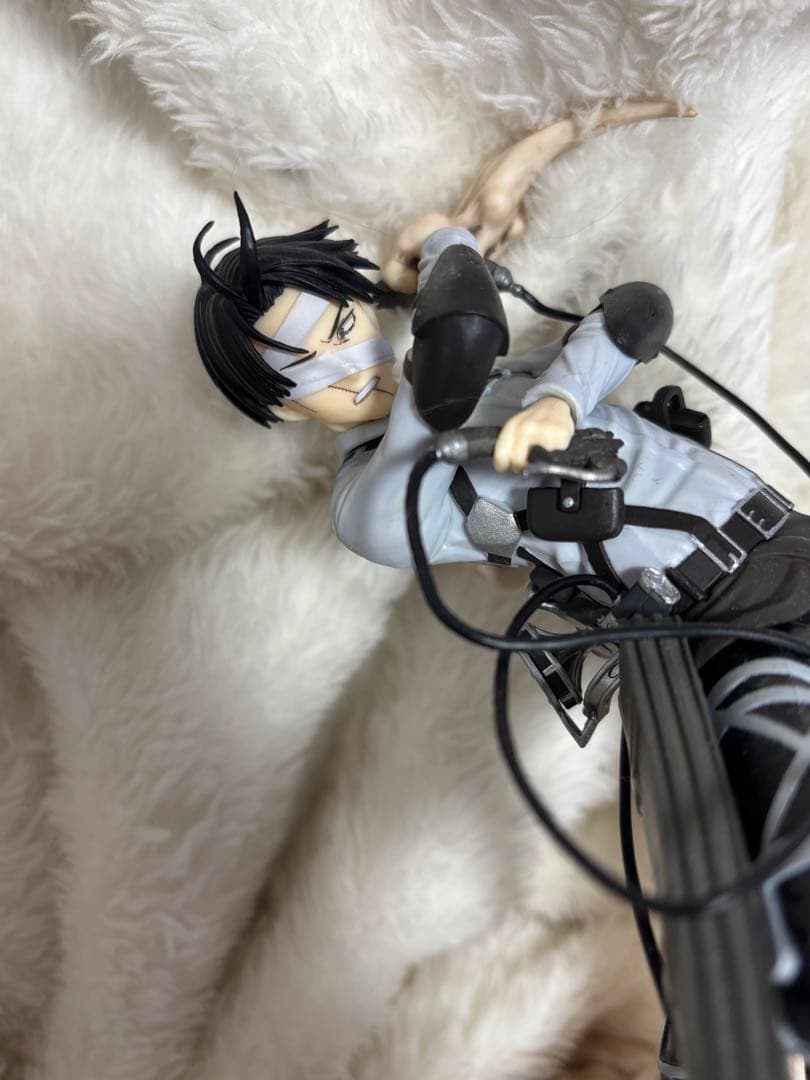 進撃の巨人 リヴァイ兵長 フィギュア 箱無し