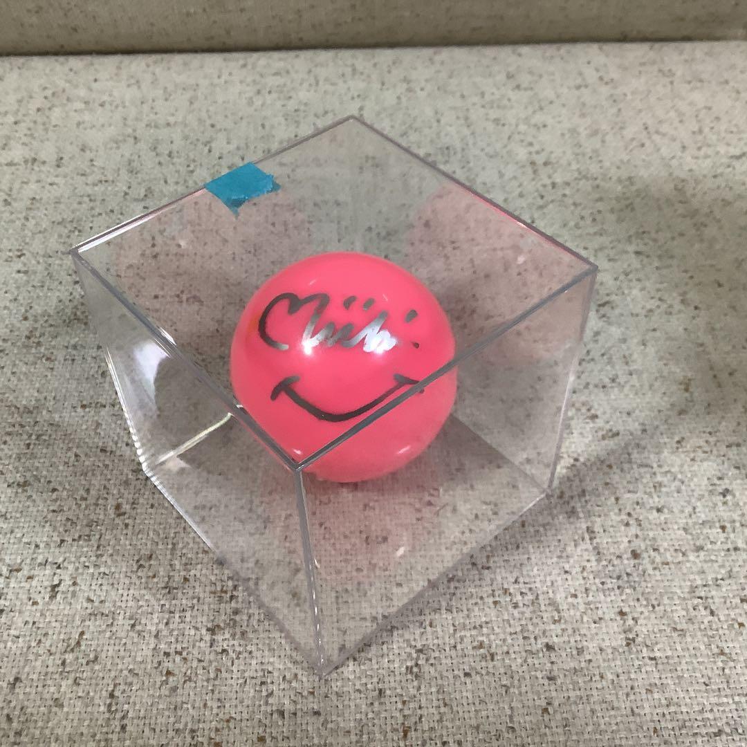 早い者勝ち‼️ NiziU MIIHIサインボール - メルカリ