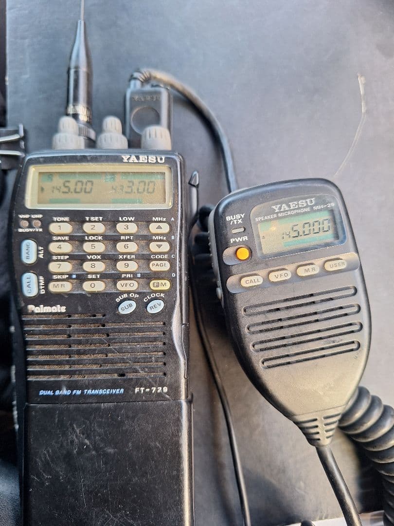 ヤエス FT-729 144/430MHz FMハンディートランシーバー アマチュア無線