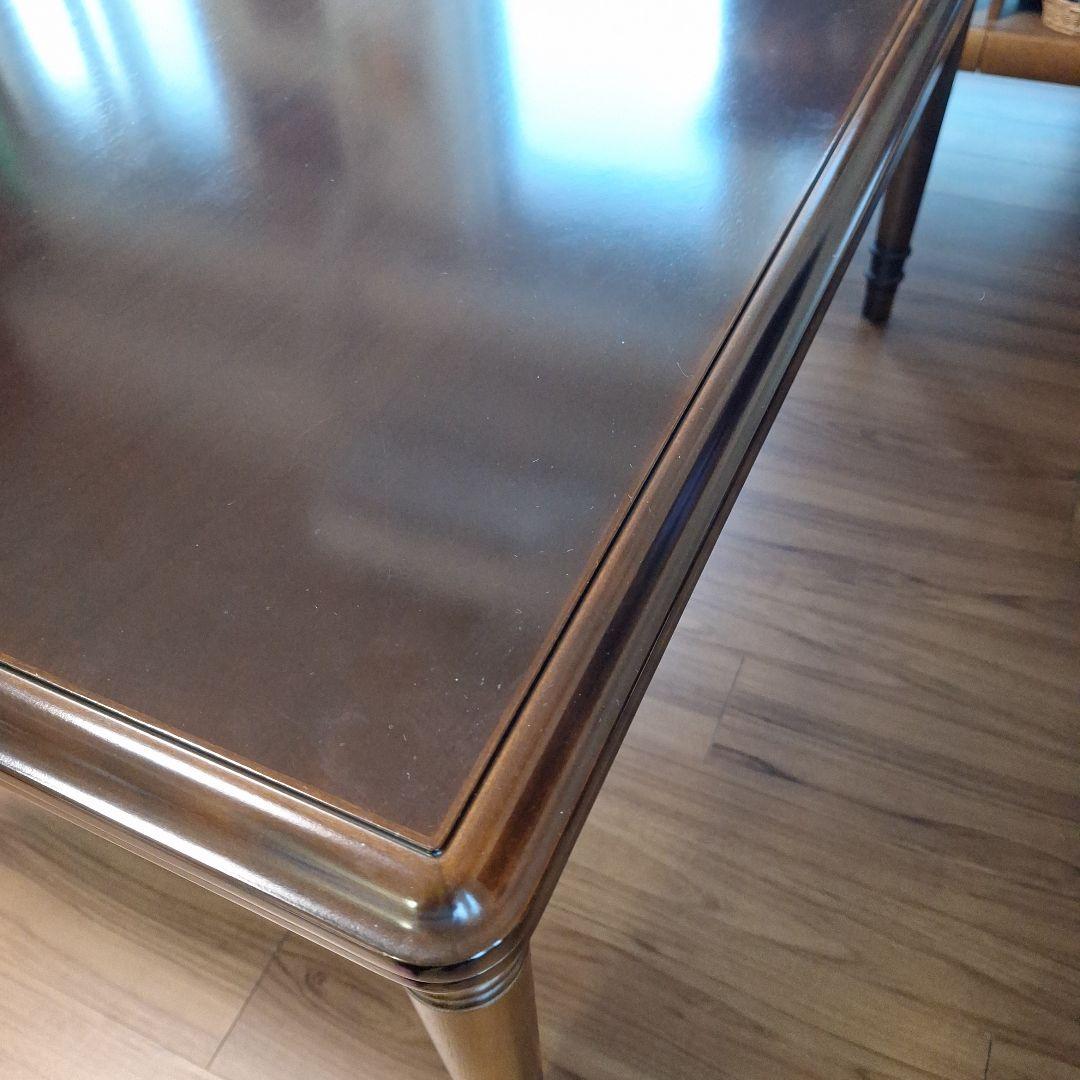 カリモク ダイニングテーブル(コロニアルシリーズ)