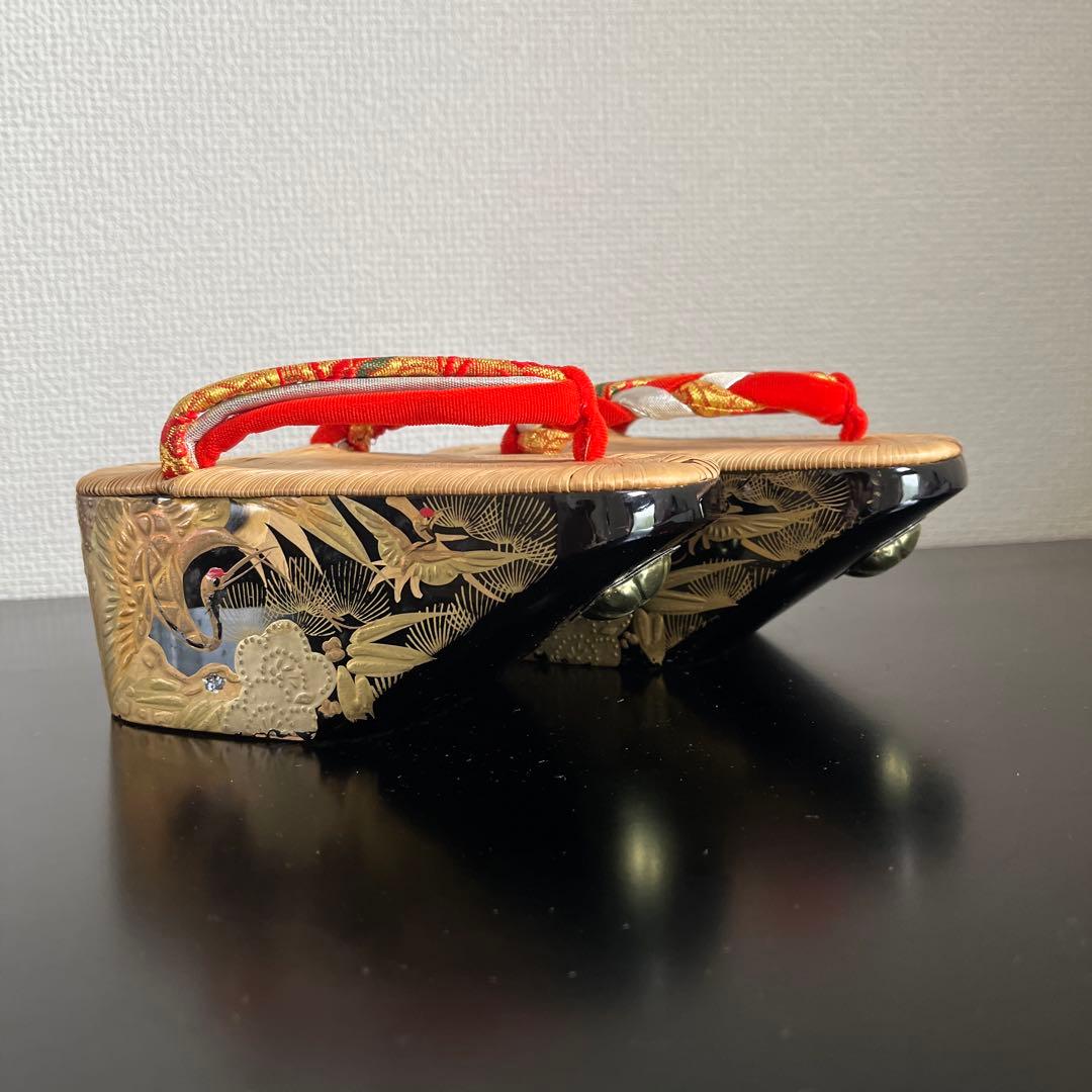 七五三　高級黒地塗り　ぽっくり　鈴付き