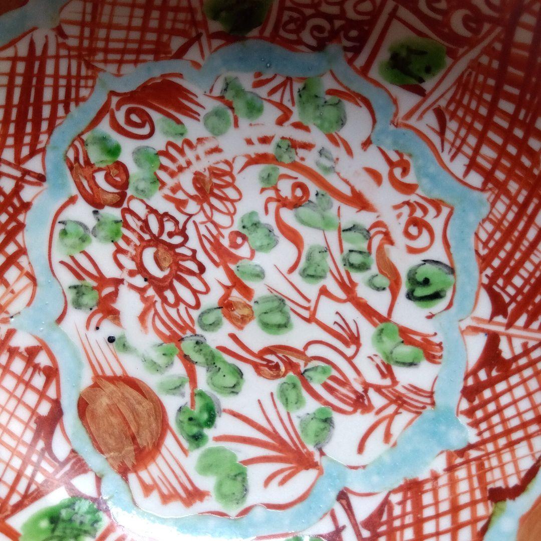 赤と白の花模様 深鉢