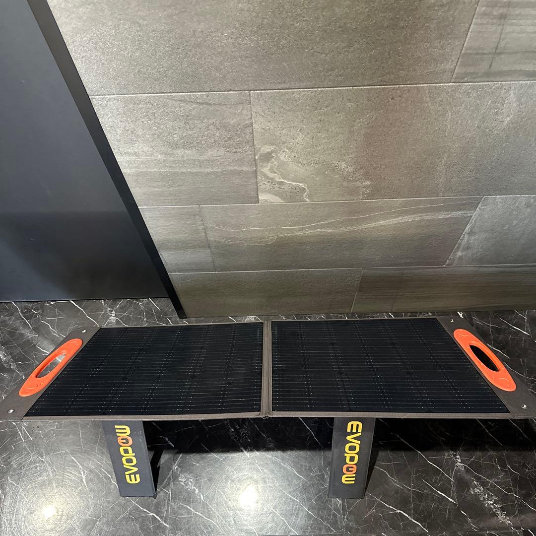 EVOPOWソーラーパネル100W ESSP100折りたたみ太陽光パネルの通販はau